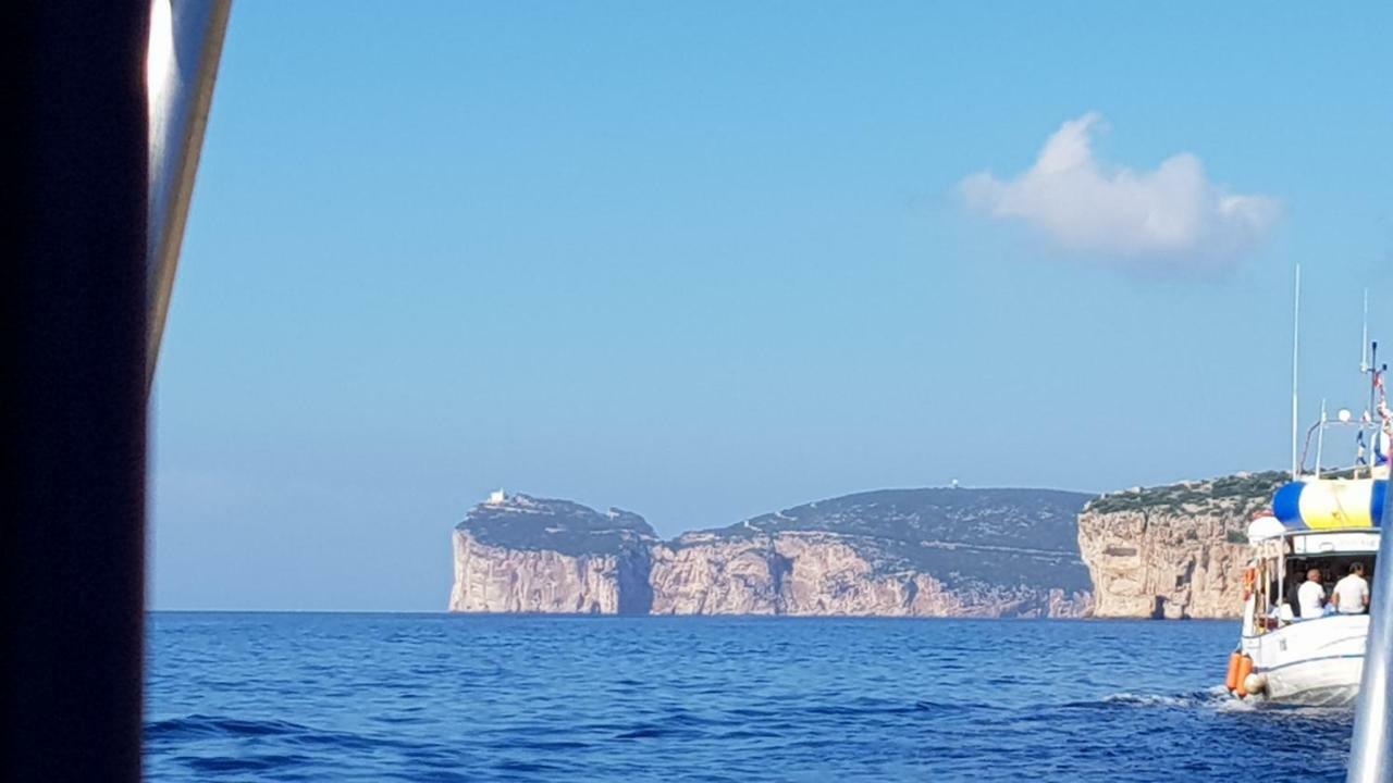 Casa Vacanze "Sara" Алгеро Екстериор снимка